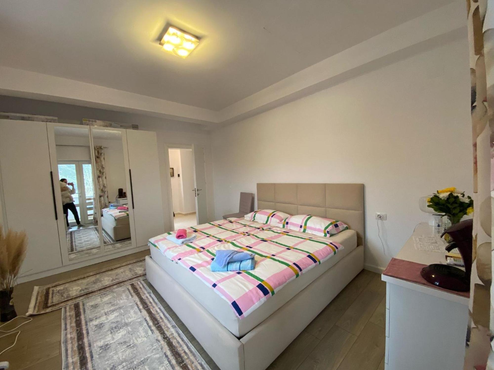 Bright & Cozy Room With Balcony Corovode Exterior photo